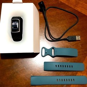 Fitbit Charge 5